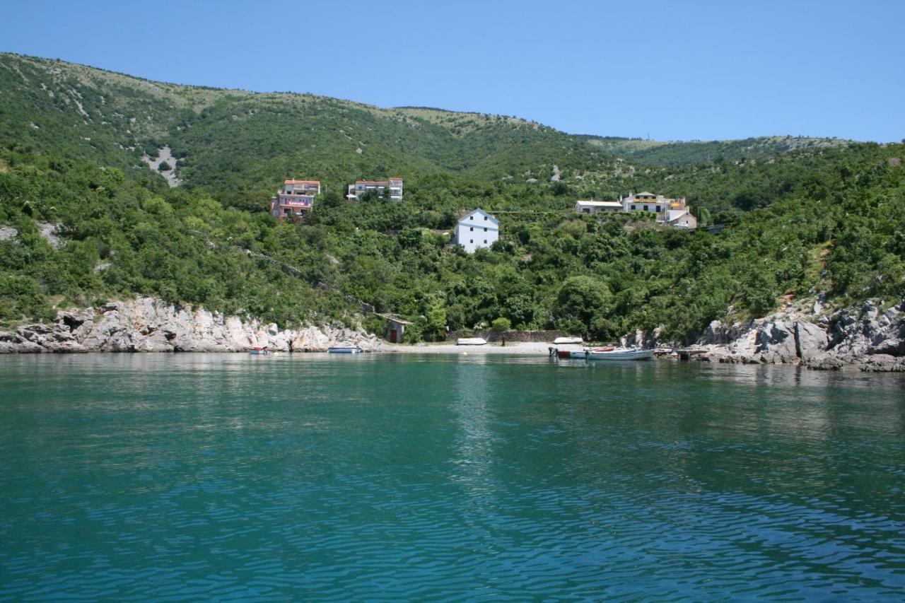 Apartments Maja I Ante Senj  Luaran gambar